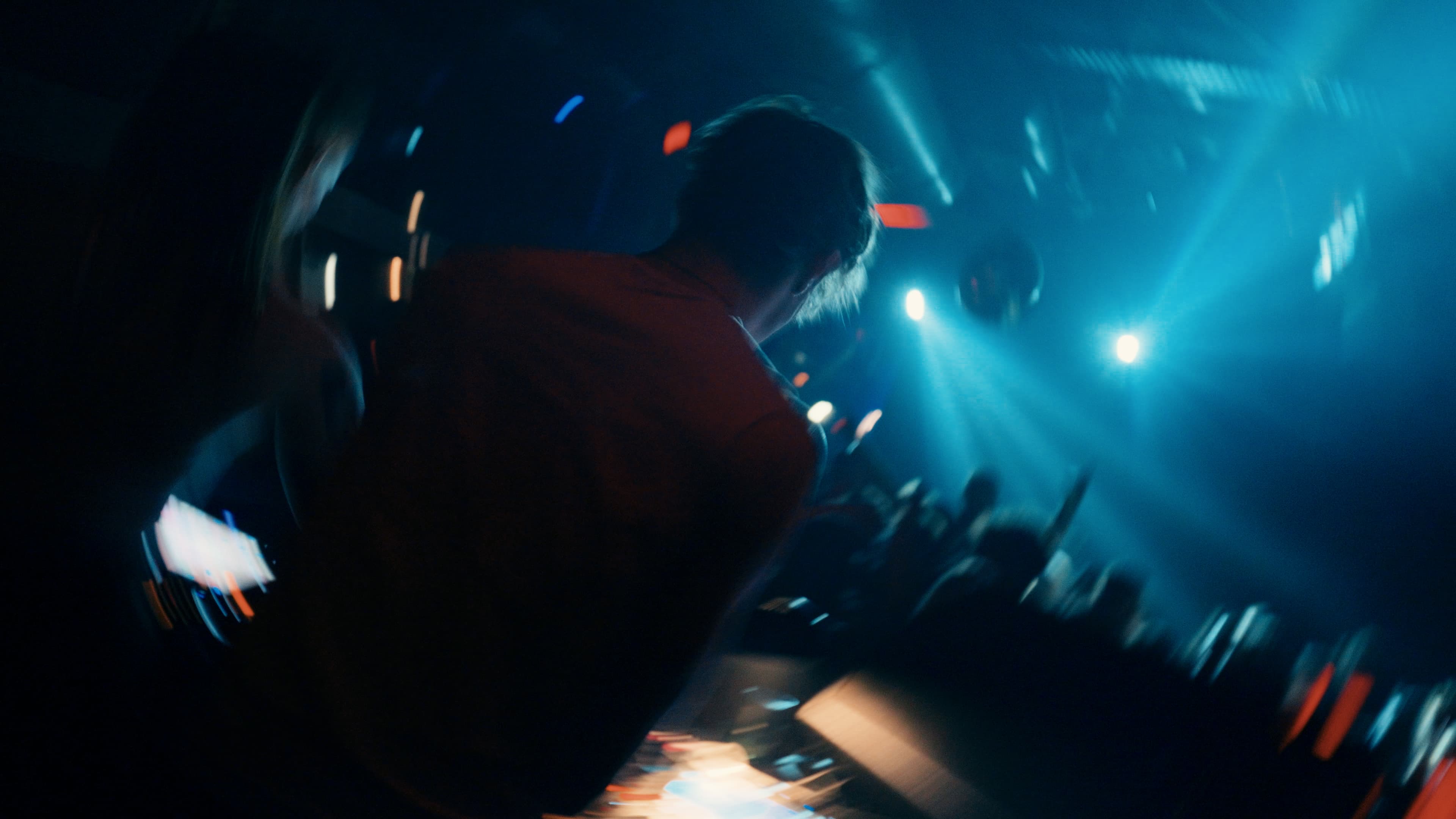 UNROMANTIC live — Photo 5